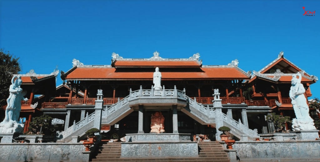 tour gia lai buon me thuot mang den 3n3d ve dep bat tan tay nguyen dai ngan 6.jpg(1) Tour Gia Lai - Buôn Mê Thuột - Măng Đen 3N3Đ: Vẻ Đẹp Bất Tận Tây Nguyên Đại Ngàn từ HCM