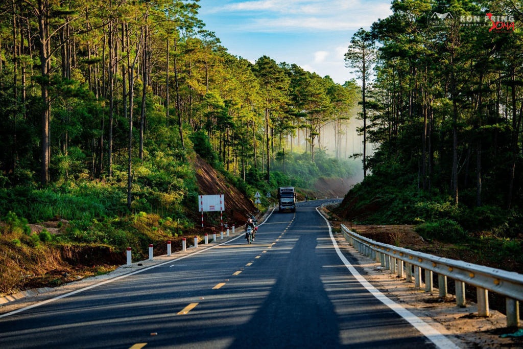 tour gia lai buon me thuot mang den 3n3d ve dep bat tan tay nguyen dai ngan.jpg(1) Tour Gia Lai - Buôn Mê Thuột - Măng Đen 3N3Đ: Vẻ Đẹp Bất Tận Tây Nguyên Đại Ngàn từ HCM