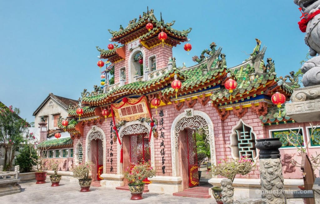 tour mien trung 3n2d da nang son tra hoi an ba na hills nui than tai tu HCM 5.jpg Tour Miền Trung 3N2Đ: Đà Nẵng – Sơn Trà – Hội An – Bà Nà Hills – Núi Thần Tài từ HCM